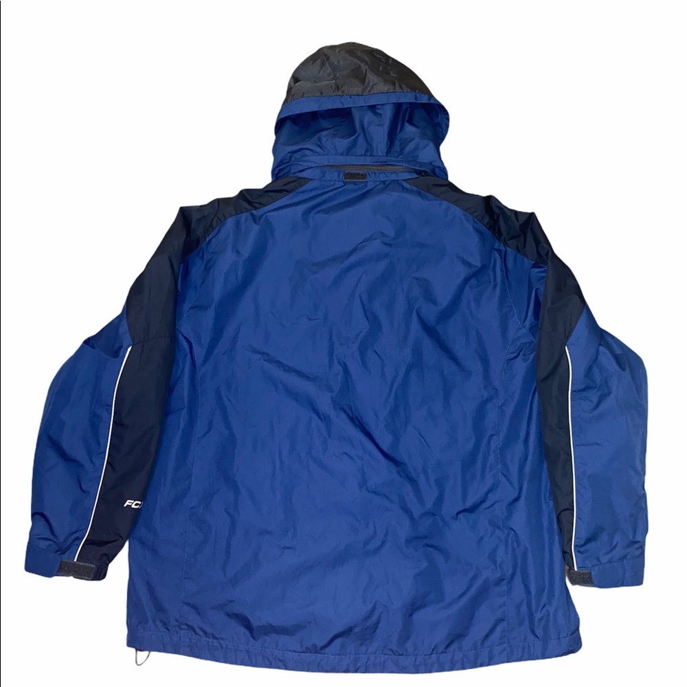 Jacket - Picture 2 of 3